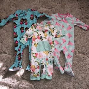 Bundle of 3 sleeper/play suits baby girl 6-9 month